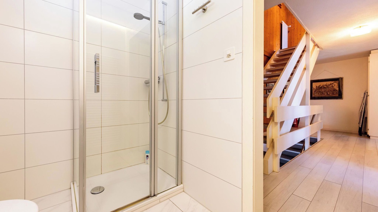 Photo of Bathroom in Gwatt