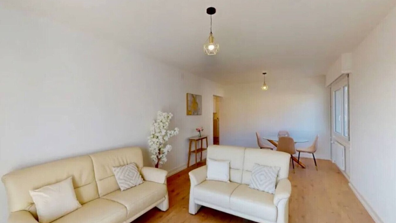 Photo of Livingroom in Prilly