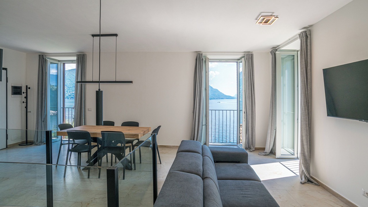 Photo of Bedroom in Menaggio