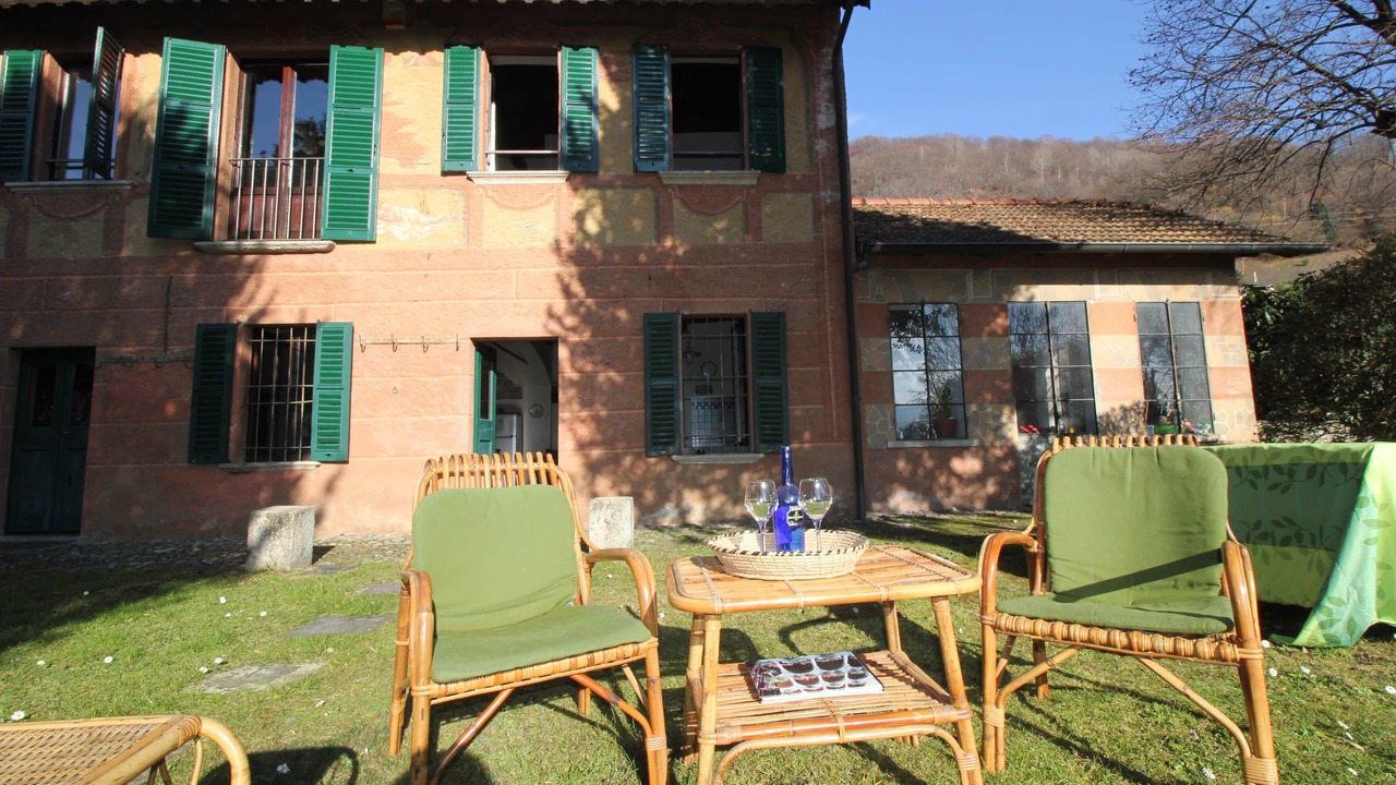 Photo of Outdoor in Crabbia
