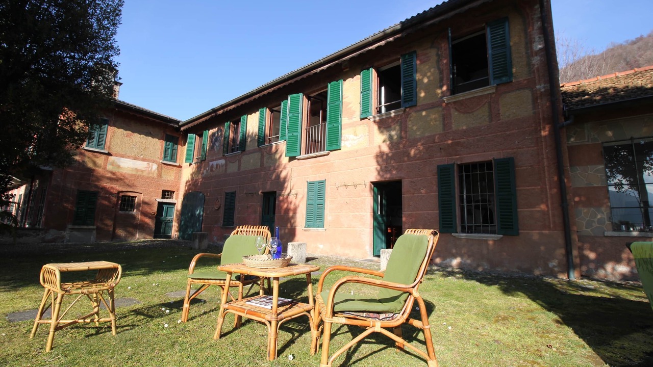 Photo of Outdoor in Crabbia