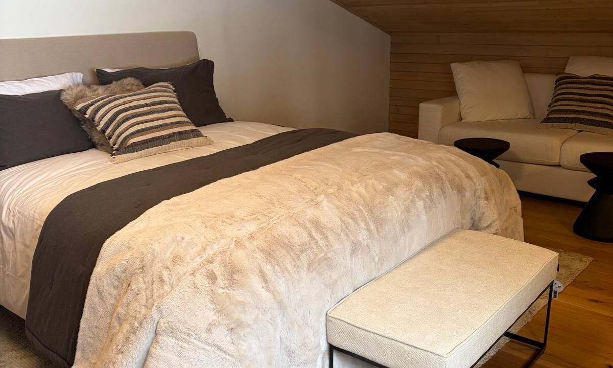 Photo of Bedroom in Rougemont