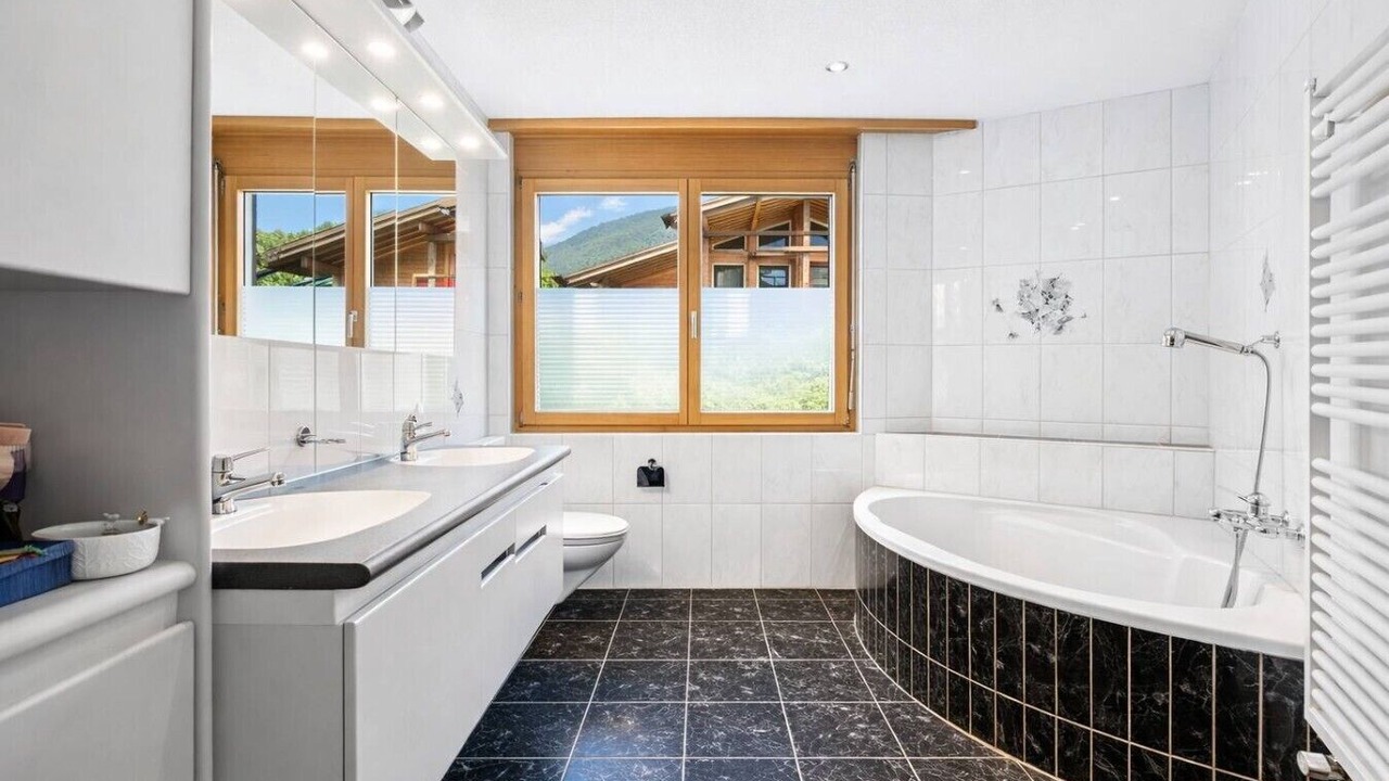 Photo of Bathroom in Meiringen