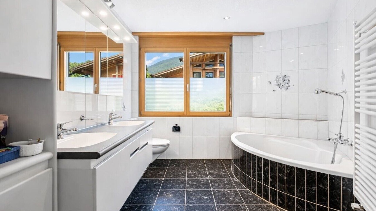 Photo of Bathroom in Meiringen