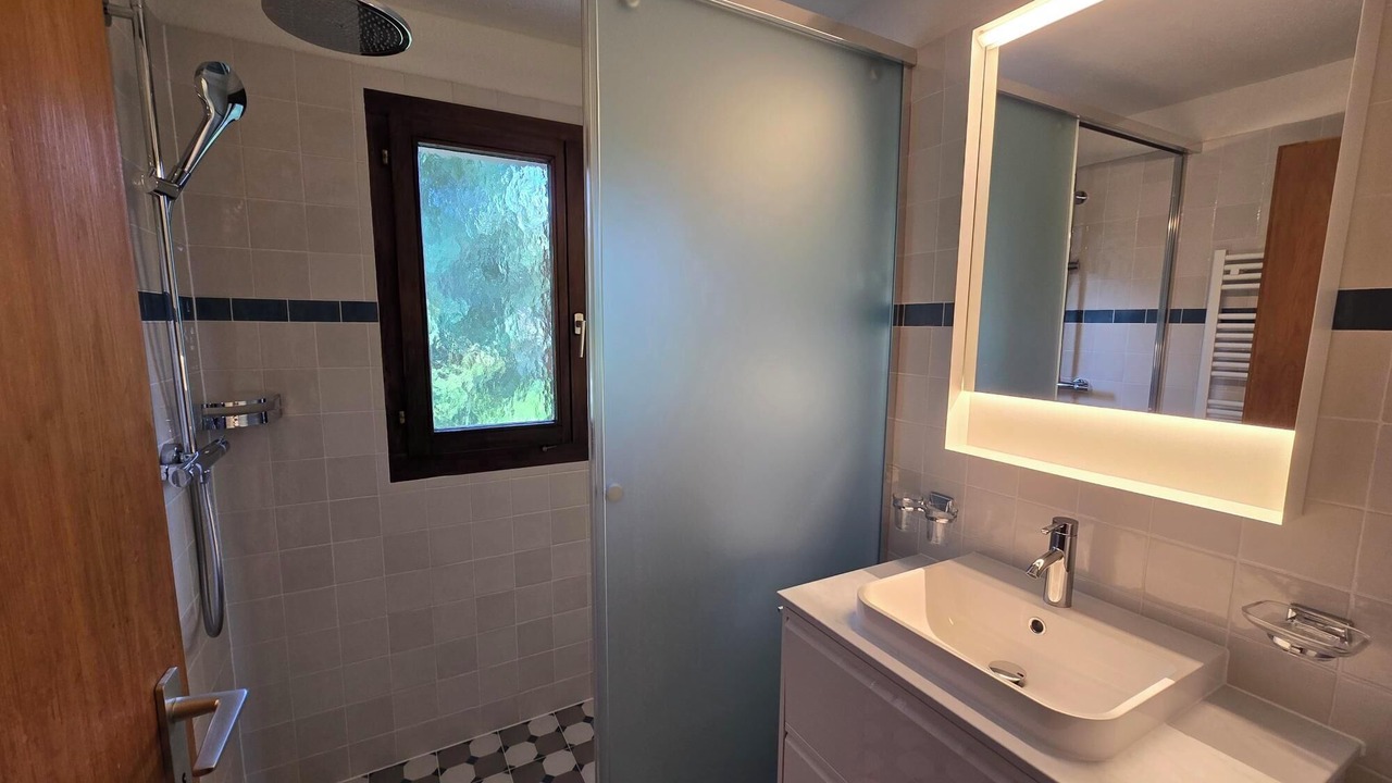Photo of Bathroom in Valbella
