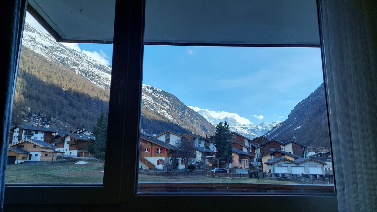 Photo of Others in Taesch