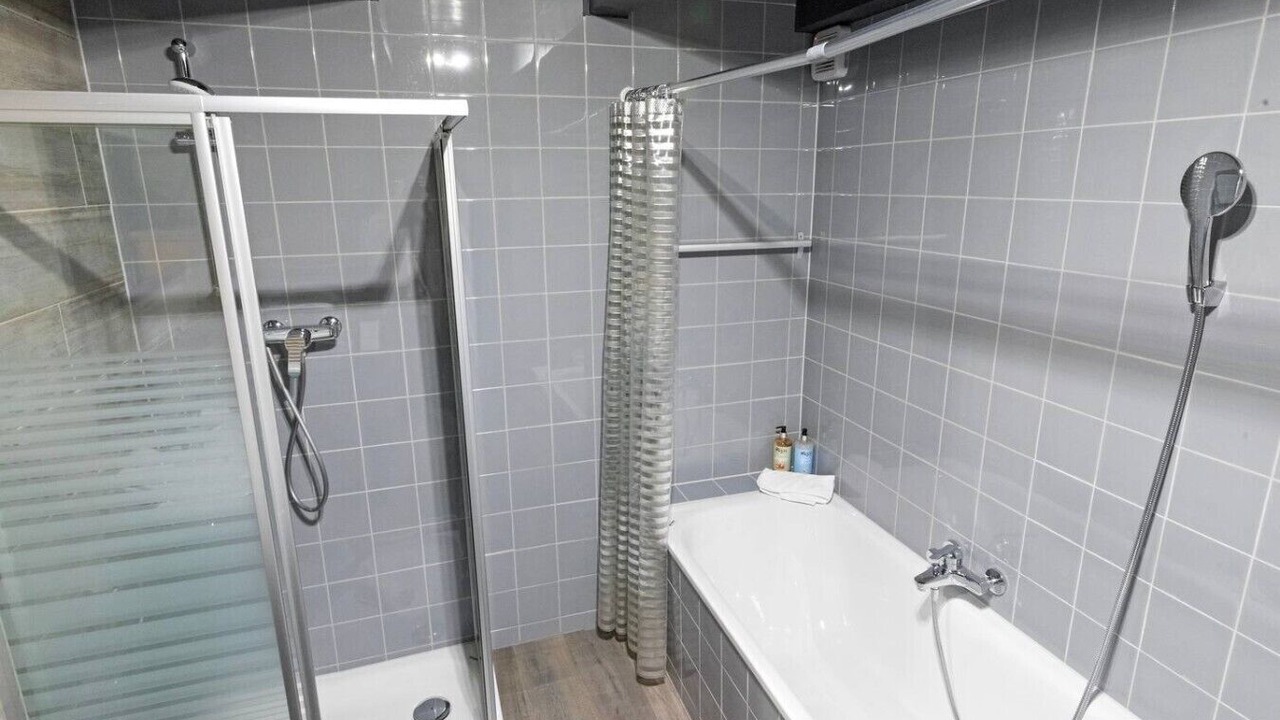 Photo of Bathroom in Troistorrents