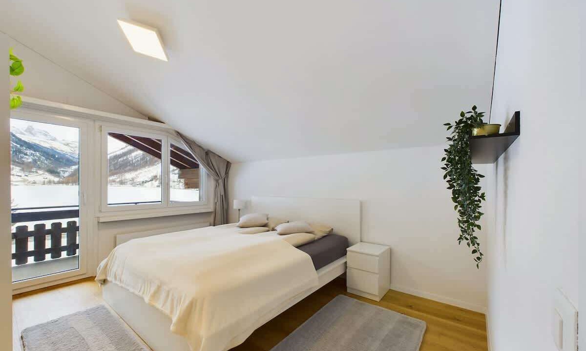 Photo of Bedroom in Taesch