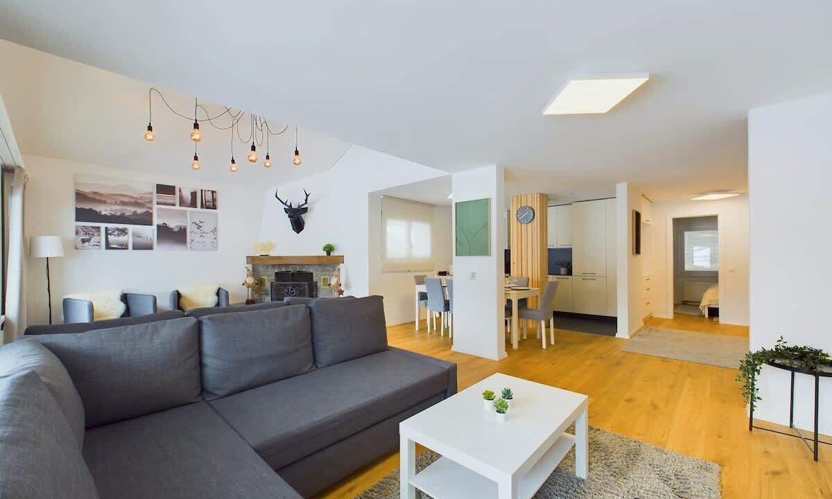 Photo of Livingroom in Taesch