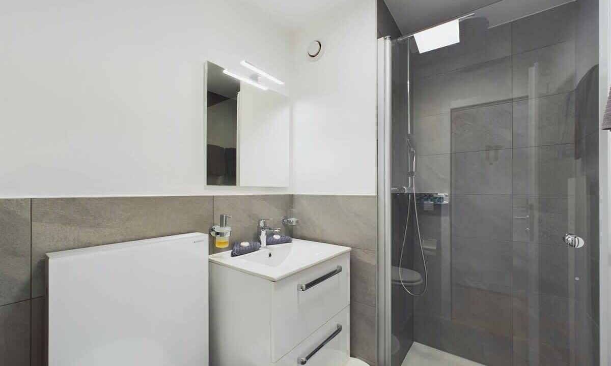 Photo of Bathroom in Taesch