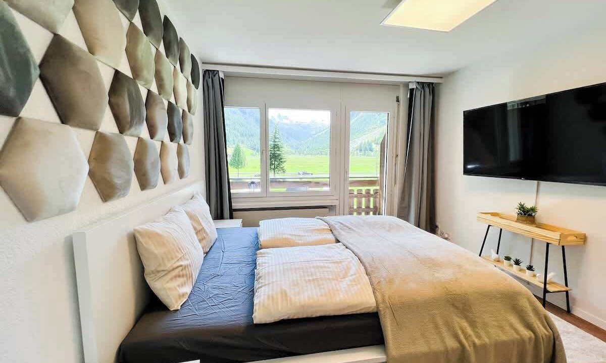 Photo of Bedroom in Taesch