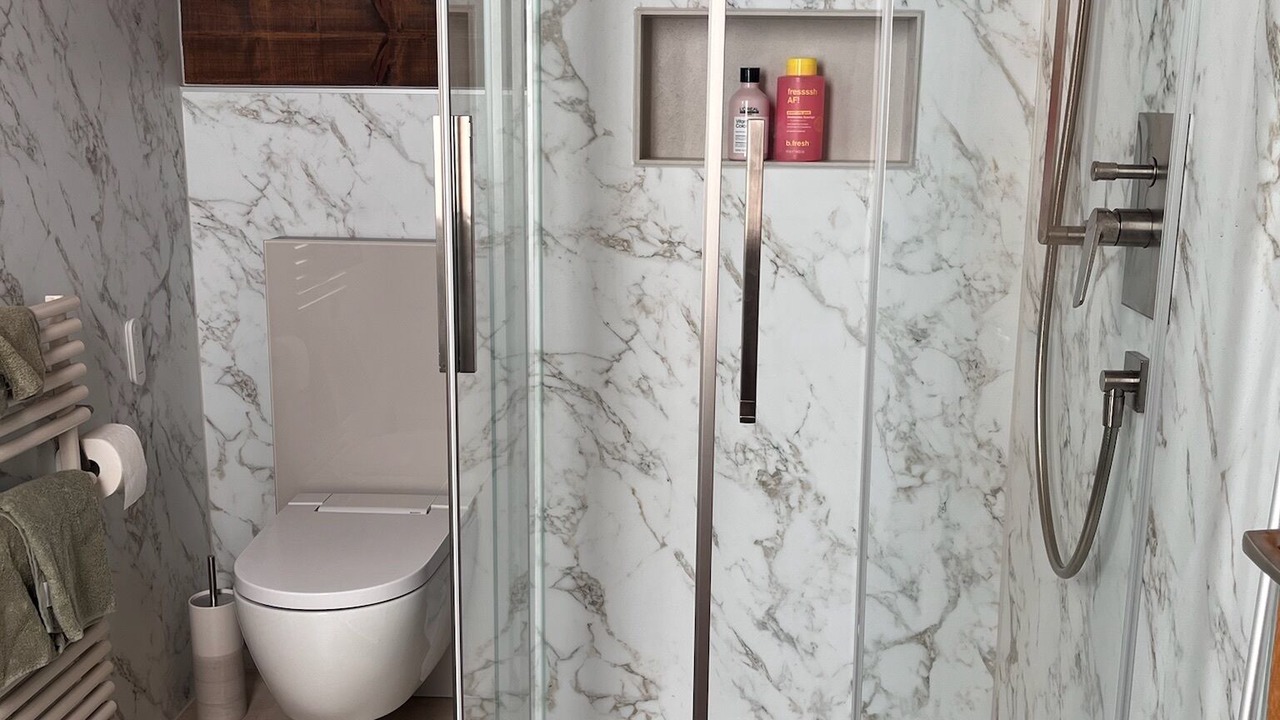 Photo of Bathroom in Sundlauenen