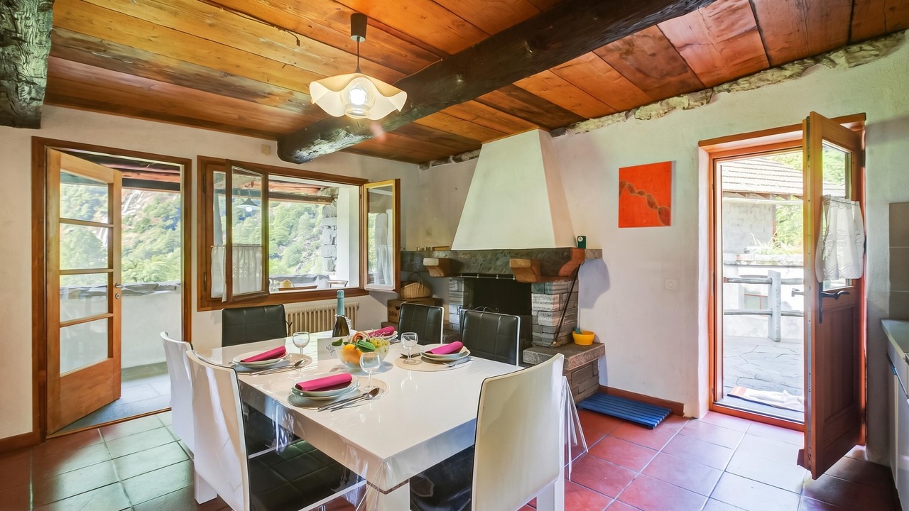 Photo of Livingroom in Foroglio