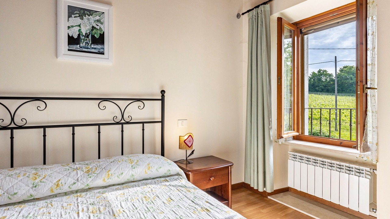 Photo of Bedroom in Montioni