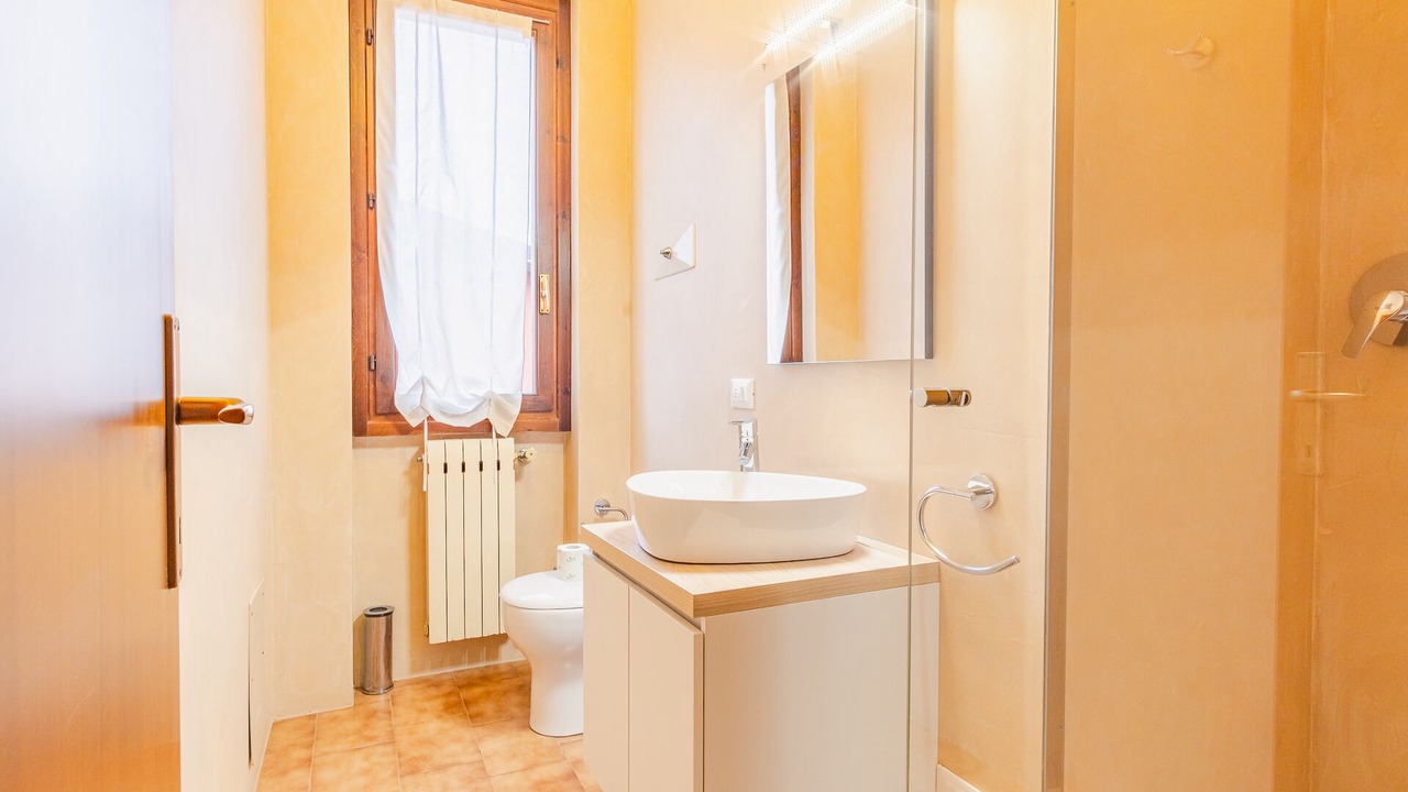 Photo of Bathroom in Desenzano del Garda