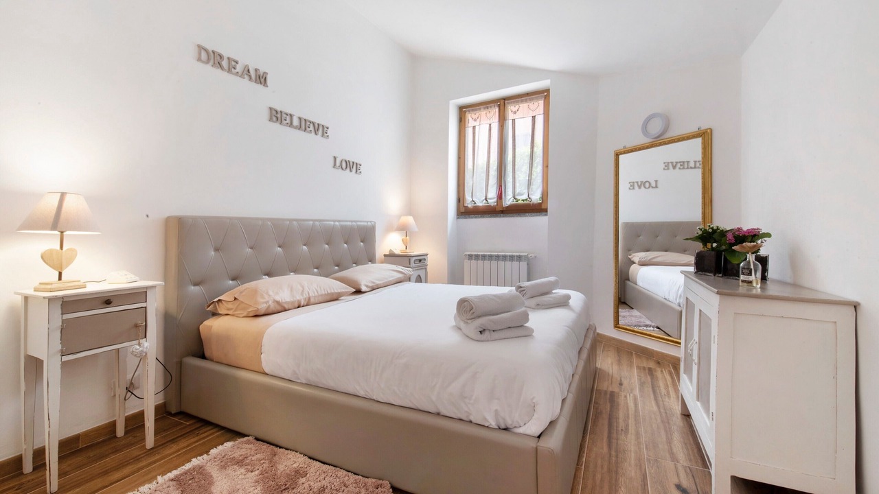 Photo of Bedroom in Oliveto Lario