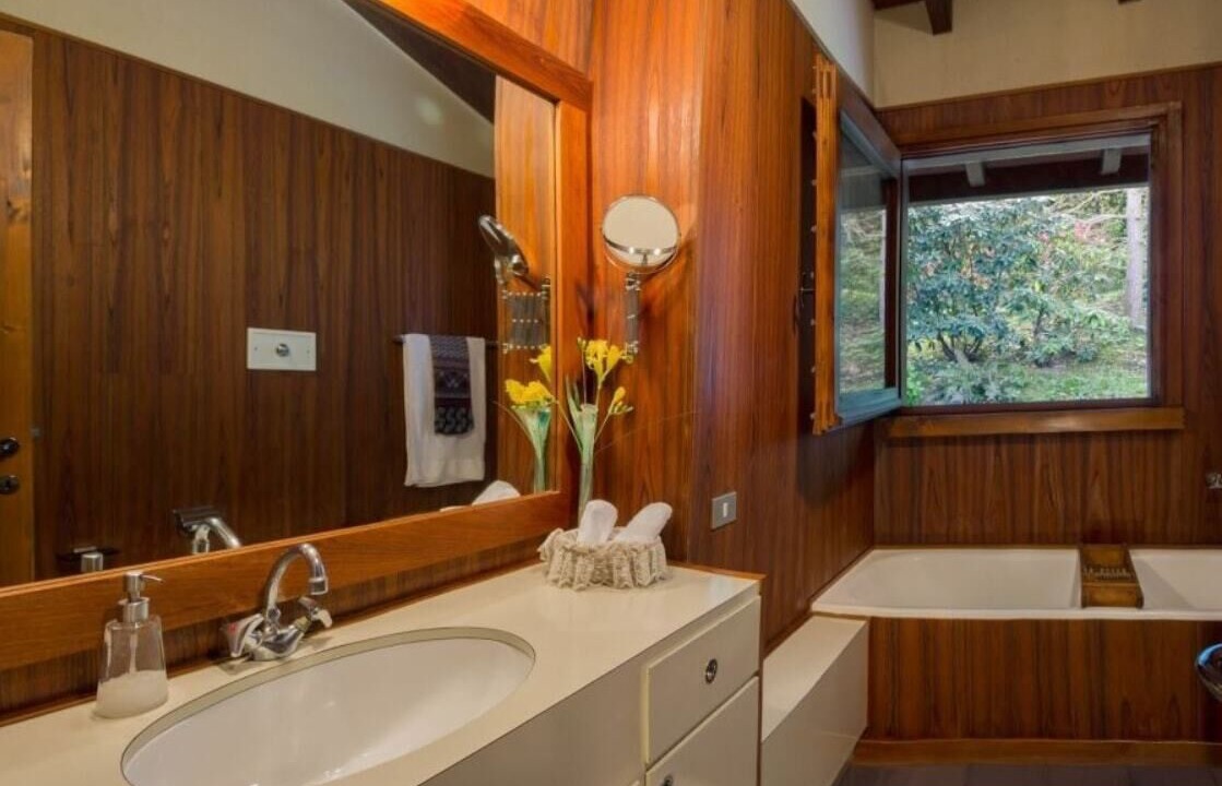 Photo of Bathroom in Ispra