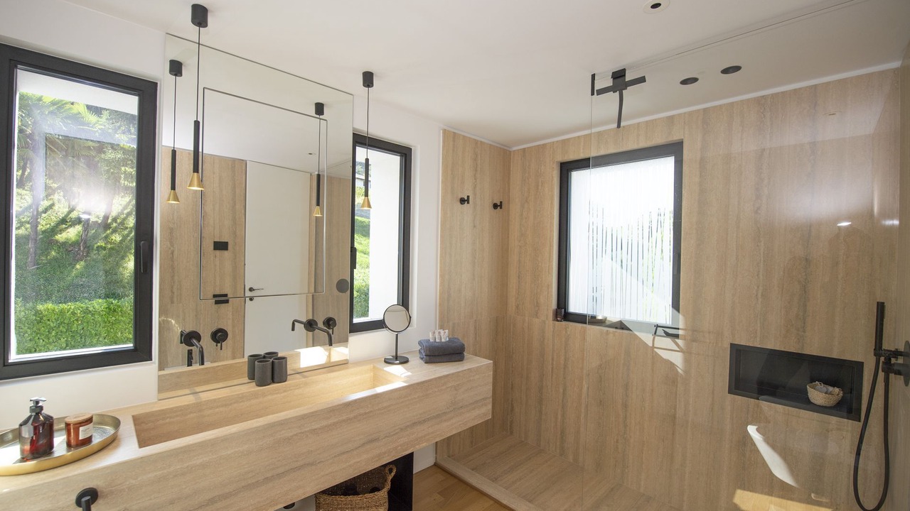 Photo of Bathroom in Angera
