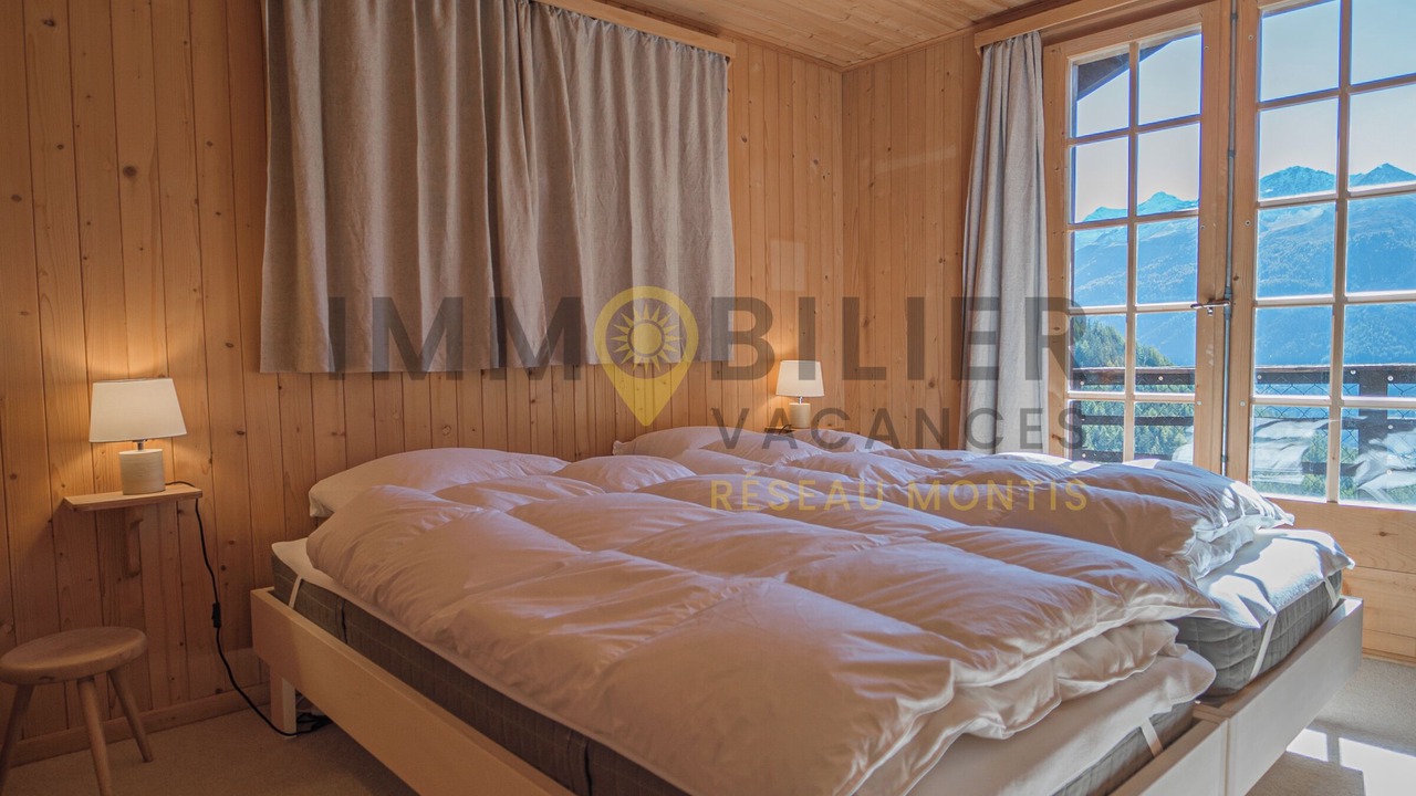Photo of Bedroom in Saint-Luc