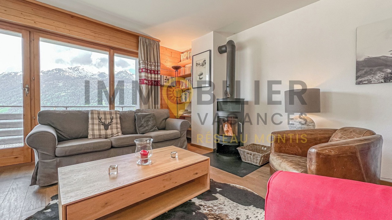 Photo of Livingroom in St. Luc