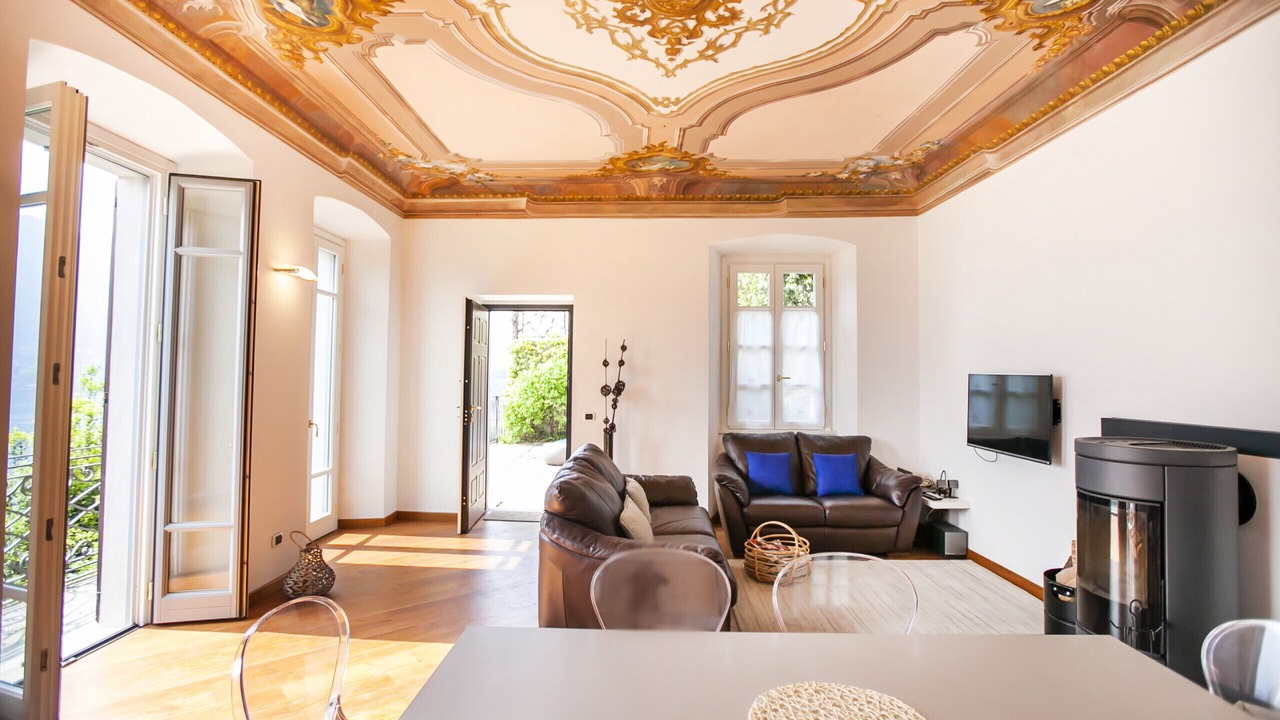 Photo of Livingroom in Moltrasio