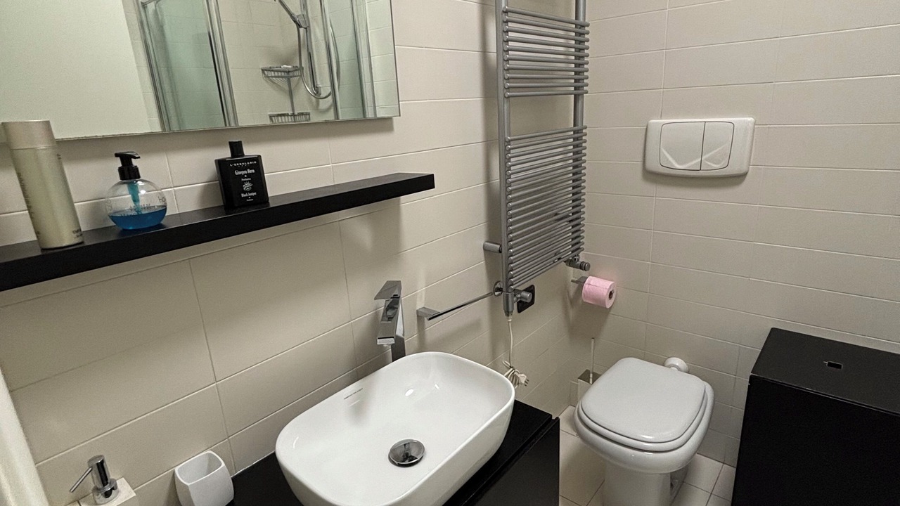 Photo of Bathroom in Rho