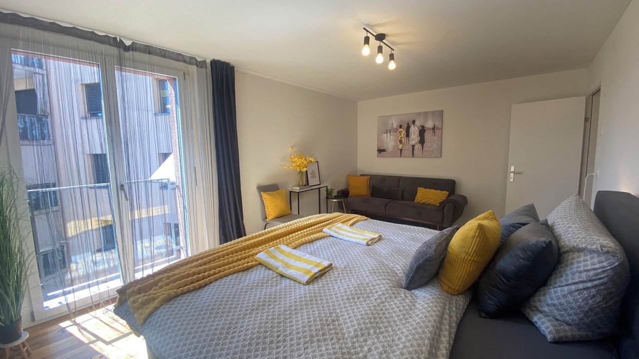 Photo of Bedroom in District 6