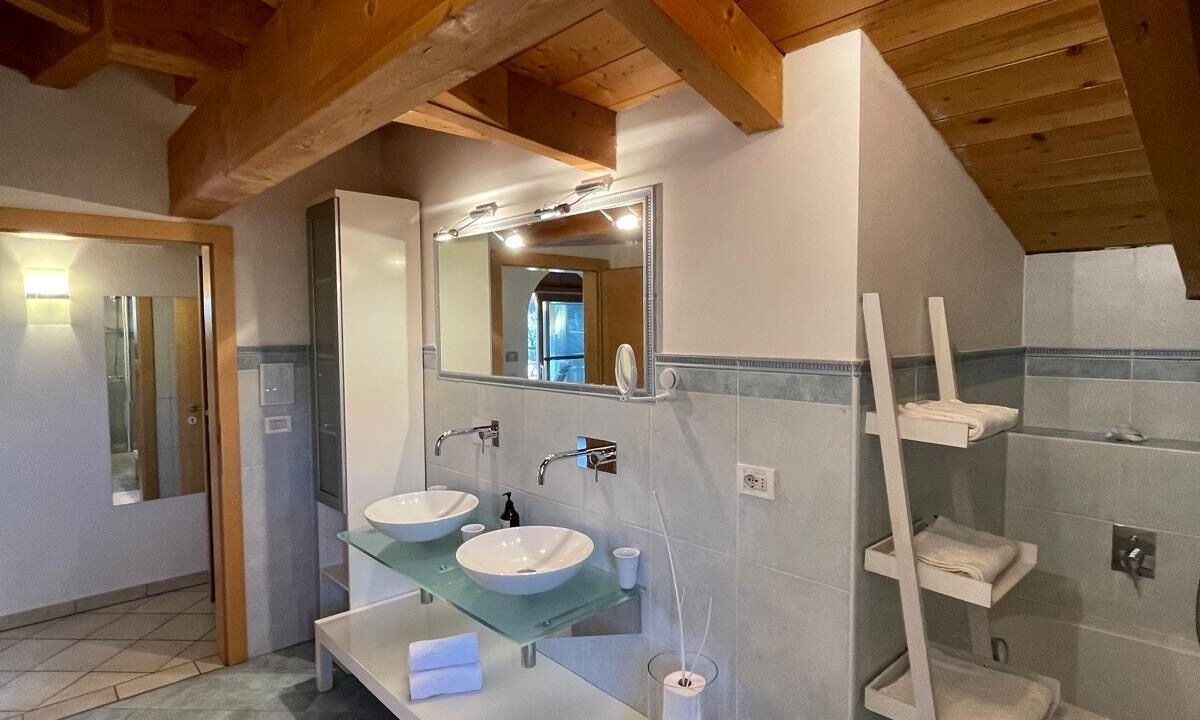 Photo of Bathroom in Schenna