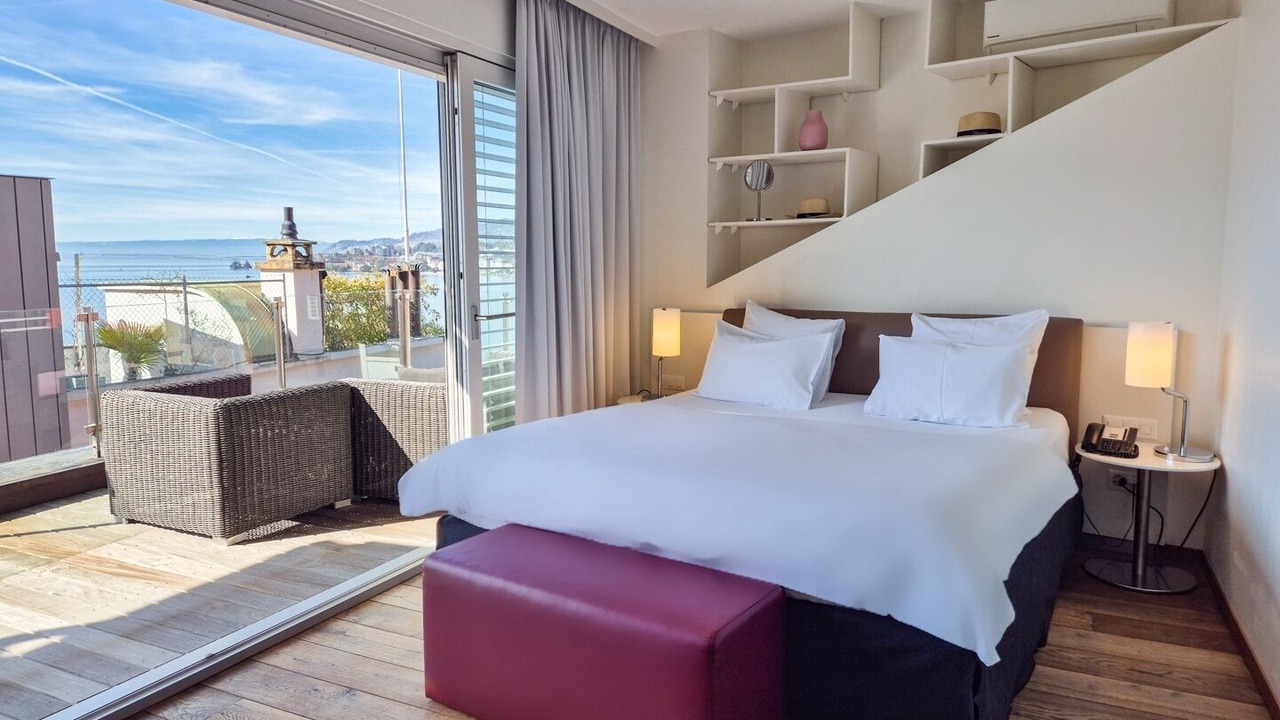 Photo of Bedroom in Montreux City Centre