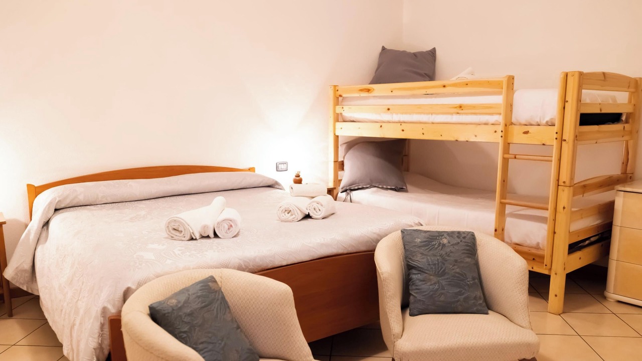Photo of Bedroom in Brusimpiano