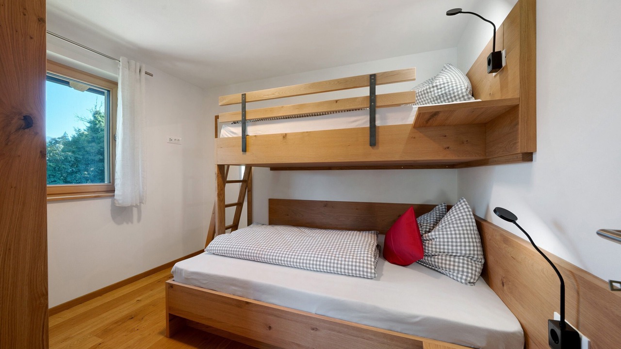 Photo of Bedroom in Schenna