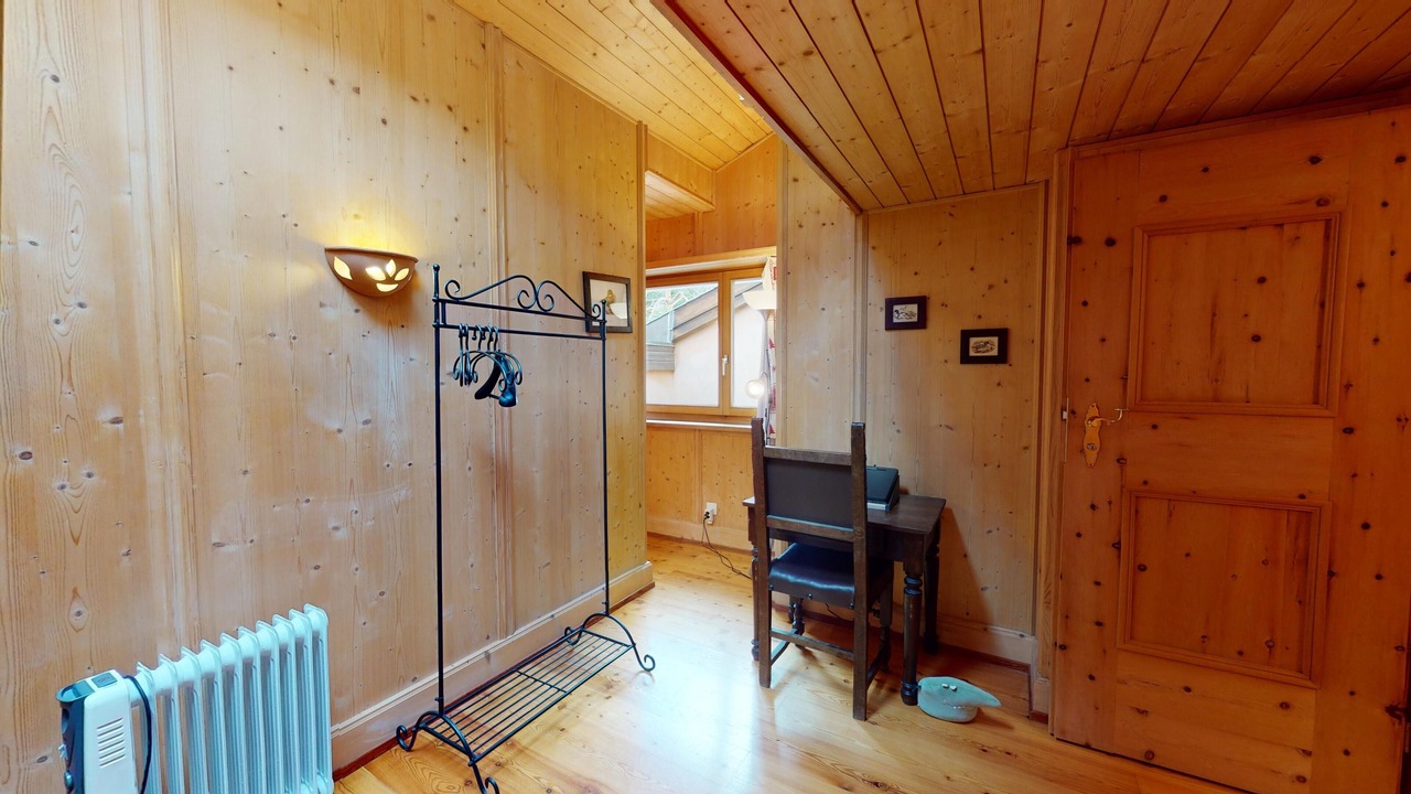 Photo of Others in Samedan