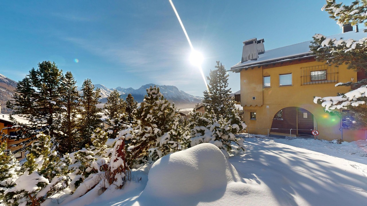 Photo of Others in Samedan