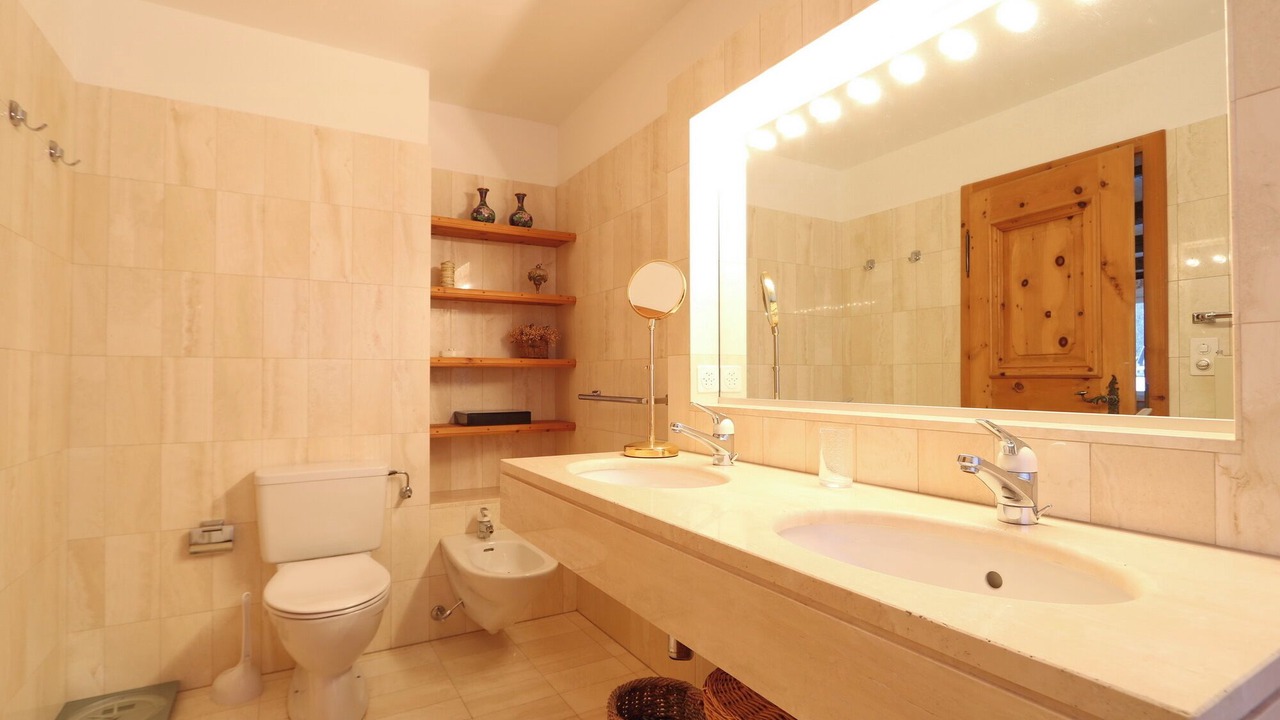 Photo of Bathroom in Champfer