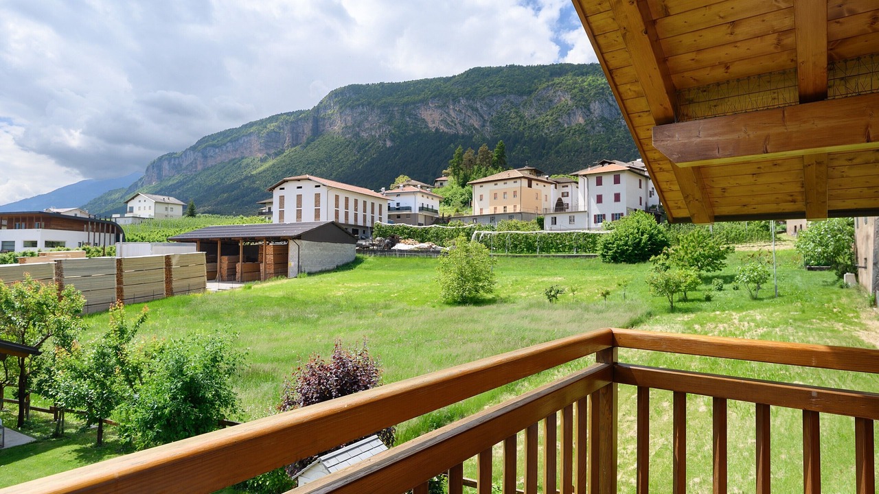 Photo of Outdoor in Flavon