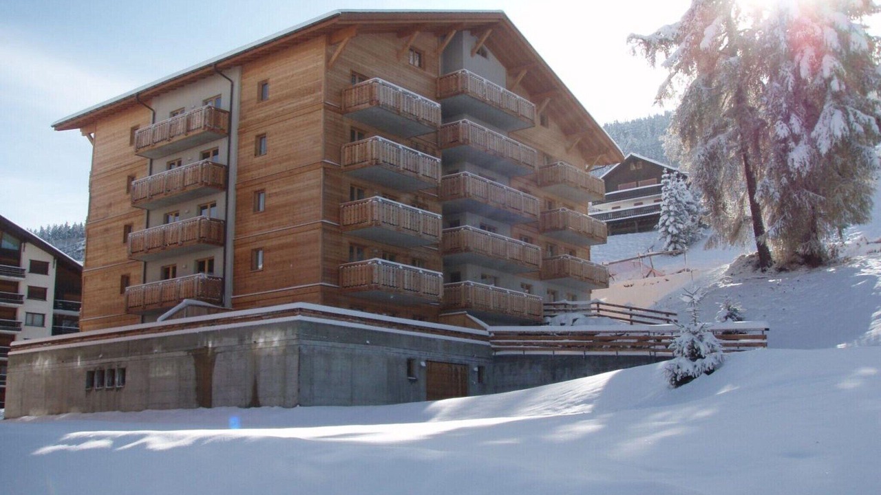 Photo of Outdoor in Saint-Pierre-de-Clages