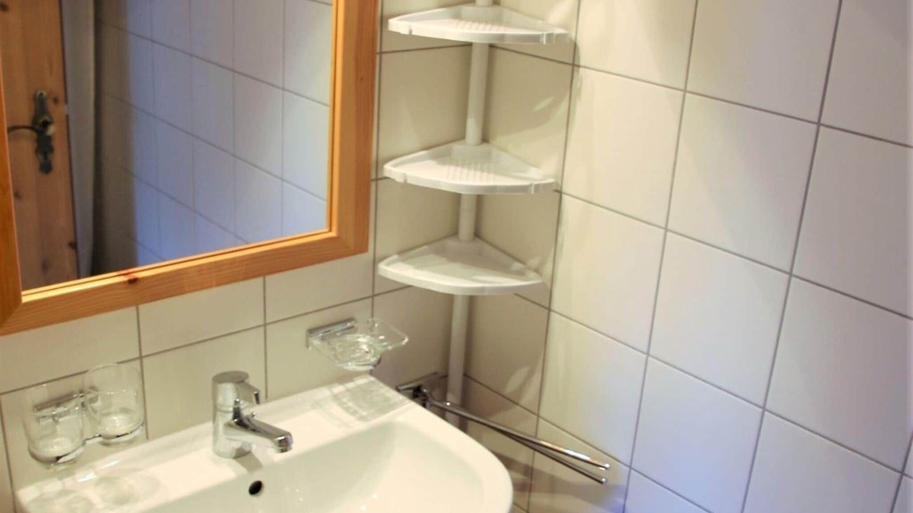 Photo of Bathroom in Saint-Pierre-de-Clages