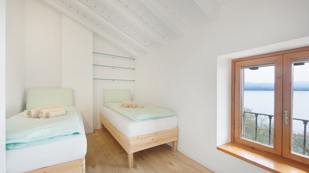 Photo of Bedroom in Toscolano Maderno