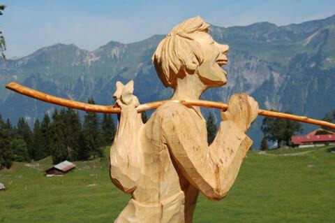 Photo of Others in Linthal