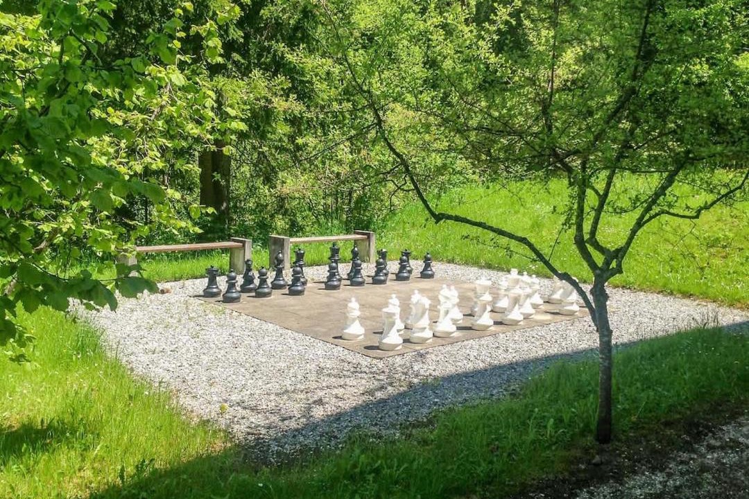 Photo of Others in Nuegg