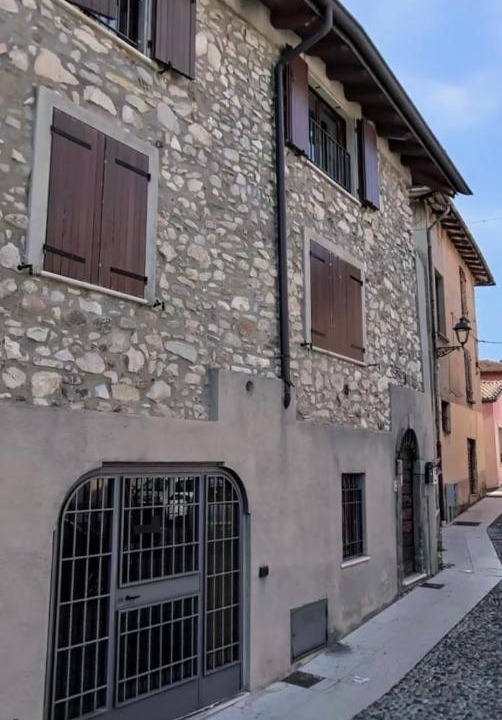Photo of Others in Portese