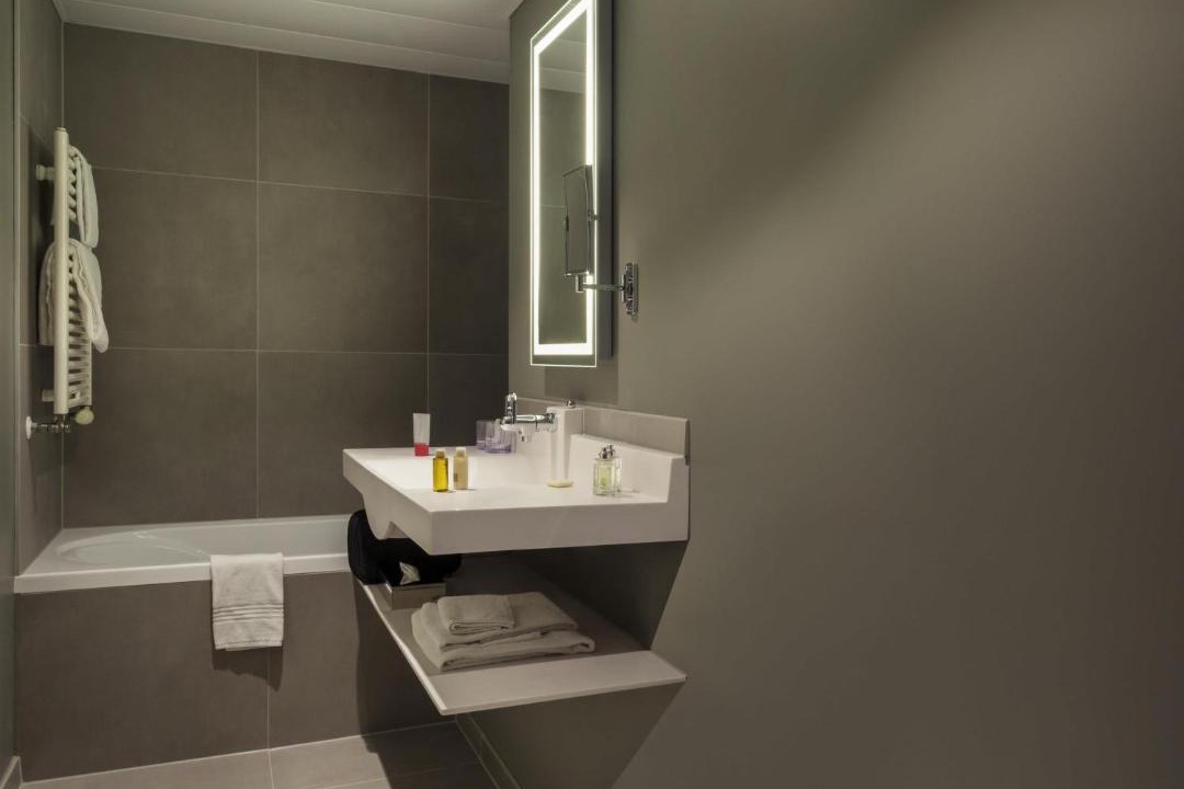 Photo of Bathroom in Paquis Navigation