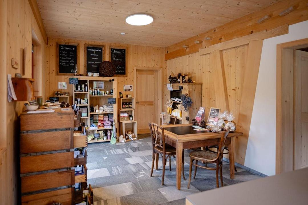 Photo of Others in Steinen