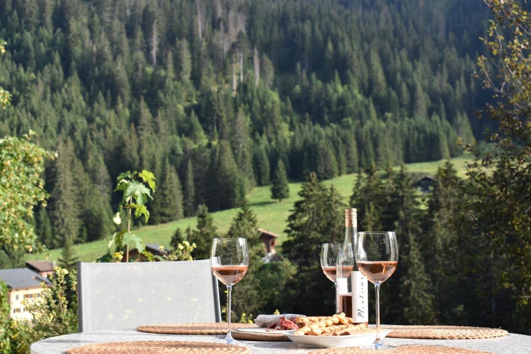 Photo of Others in Morgins