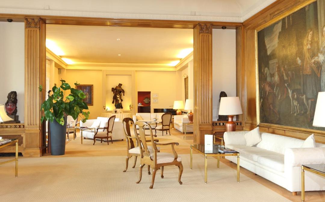 Photo of Livingroom in Montreux