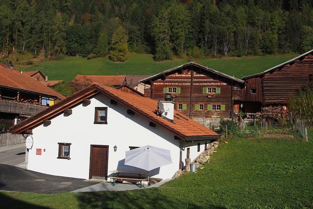 Photo of Buildings in Trimmis