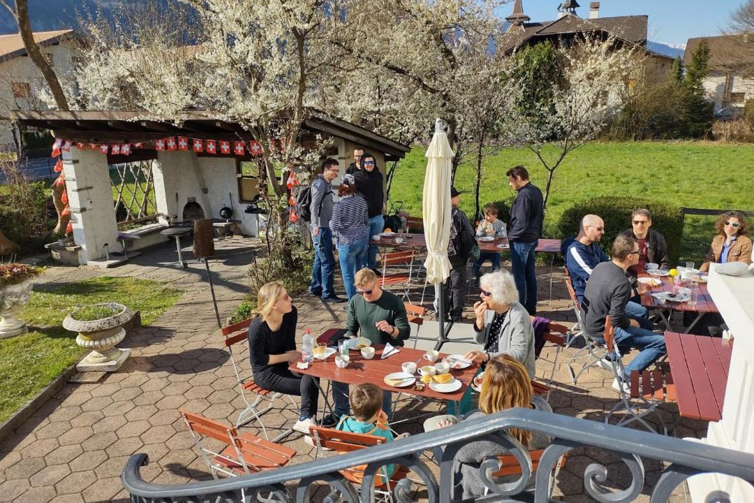 Photo of Others in Unterseen