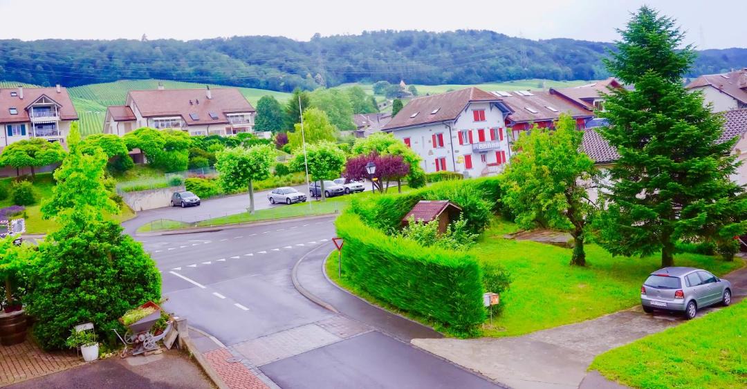 Photo of Others in Luins