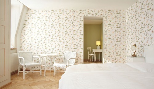 Superior Room, Lake View