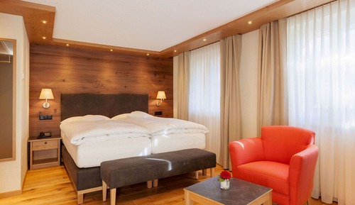 Deluxe Double or Twin Room, Balcony